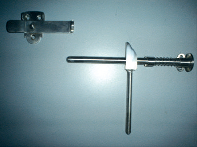 Κλείδωμα μονόφυλλης - Ανεμοστήλωμα